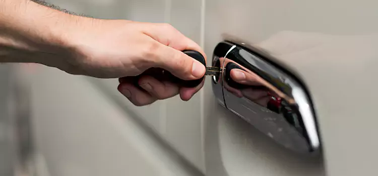 Why Choose Our Auto Locksmith Team in Appleton, WI?
